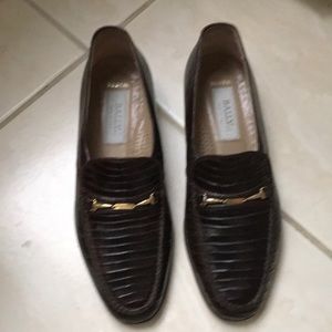 Bally Dark brown Alligator loafers men’s size 8M